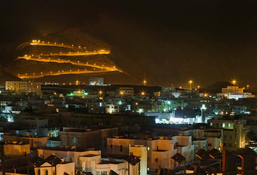 Muscat: Evening Guided City Highlights Tour by Van - Why Muscat works so well after dark