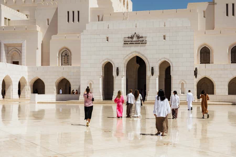 Muscat: Full-Day City Tour - Qurum gives the day some breathing room
