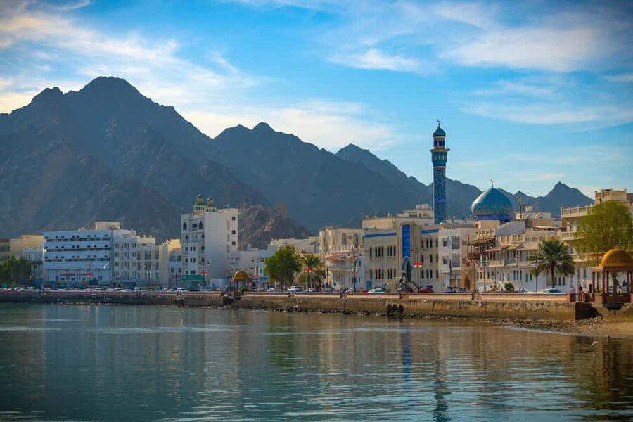 Muscat: Full-Day Private City Tour by luxury Car with Guide - Key points at a glance
