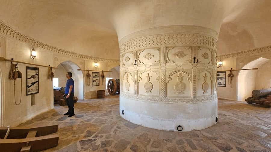 Muscat: full day tour to Nakhal, Rustaq and hot springs - Key points at a glance