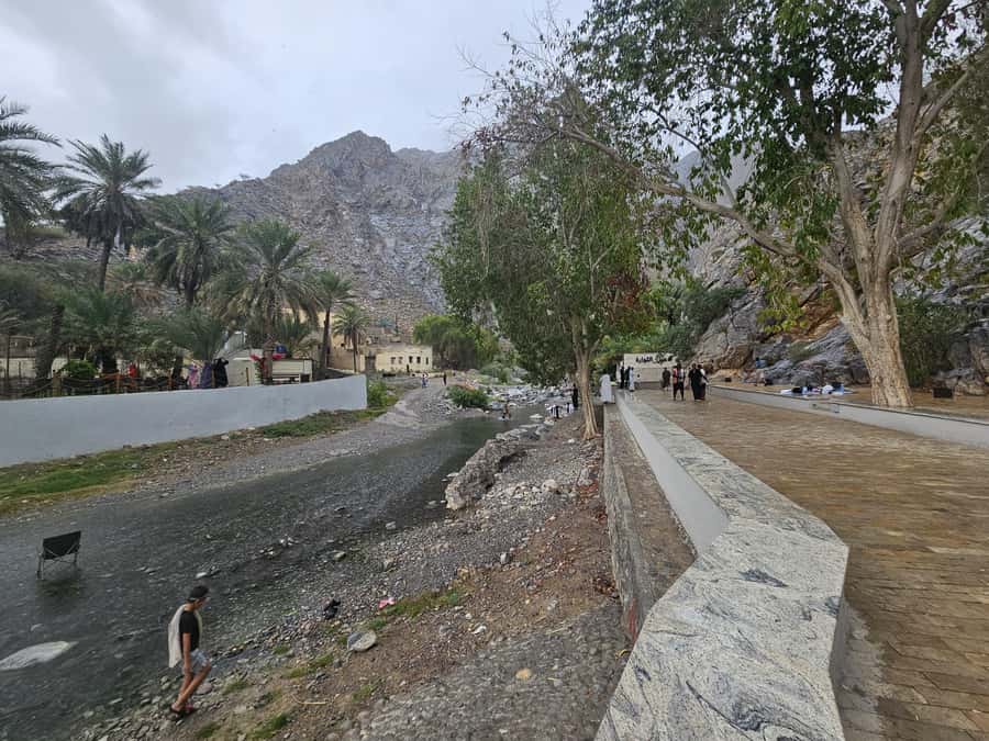 Muscat: full day tour to Nakhal, Rustaq and hot springs - Who will get the most from this tour?