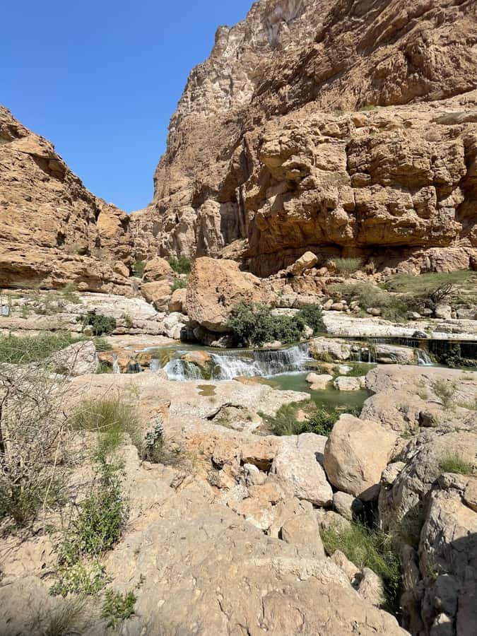 Muscat: Full-Day Wadi Shab & Bimmah Sinkhole Private Tour - Who should book this private Oman tour?