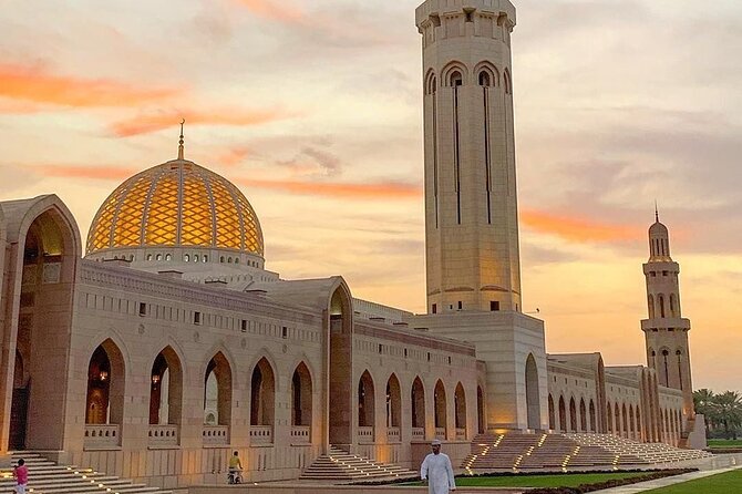 Muscat: Half-Day Muscat Private City Tour With Pickup/ Drop off - Mutrah Fish Market brings you back to present-day Muscat