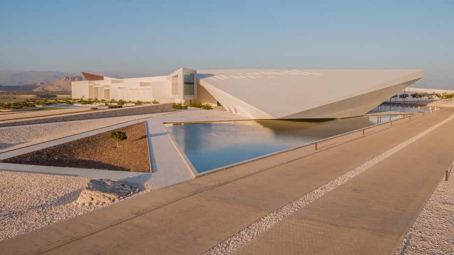 Muscat: Nizwa, Birkat Al Mouz & Oman Across Ages Museum - Leaving Muscat for Oman’s interior