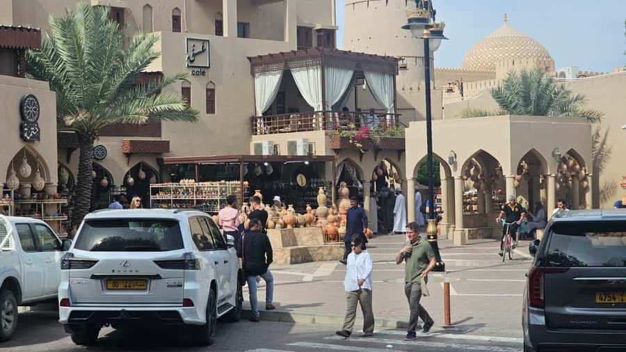 Muscat: Nizwa, Birkat Al Mouz & Oman Across Ages Museum - Nizwa Souq, where shopping has a purpose