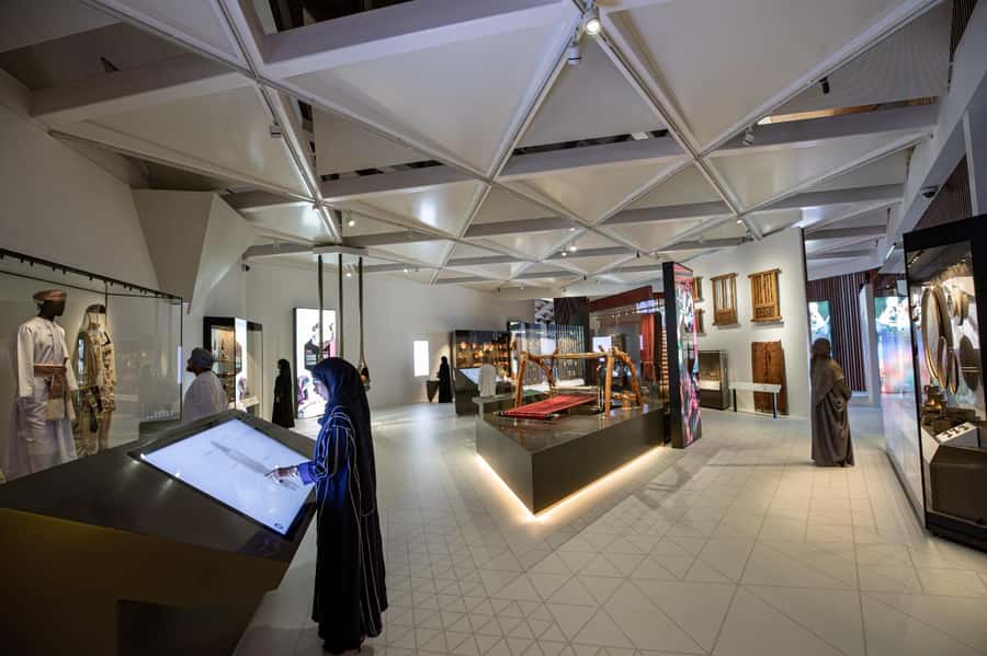 Muscat: Nizwa, Birkat Al Mouz & Oman Across Ages Museum - Birkat Al Mouz and the three-branch falaj