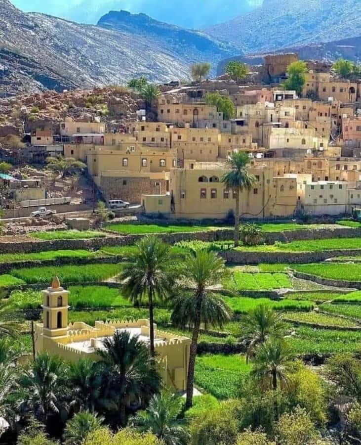 Muscat Oman Grand Canyon, Jebel Shams & Nizwa - Misfah shows Oman’s mountain village life