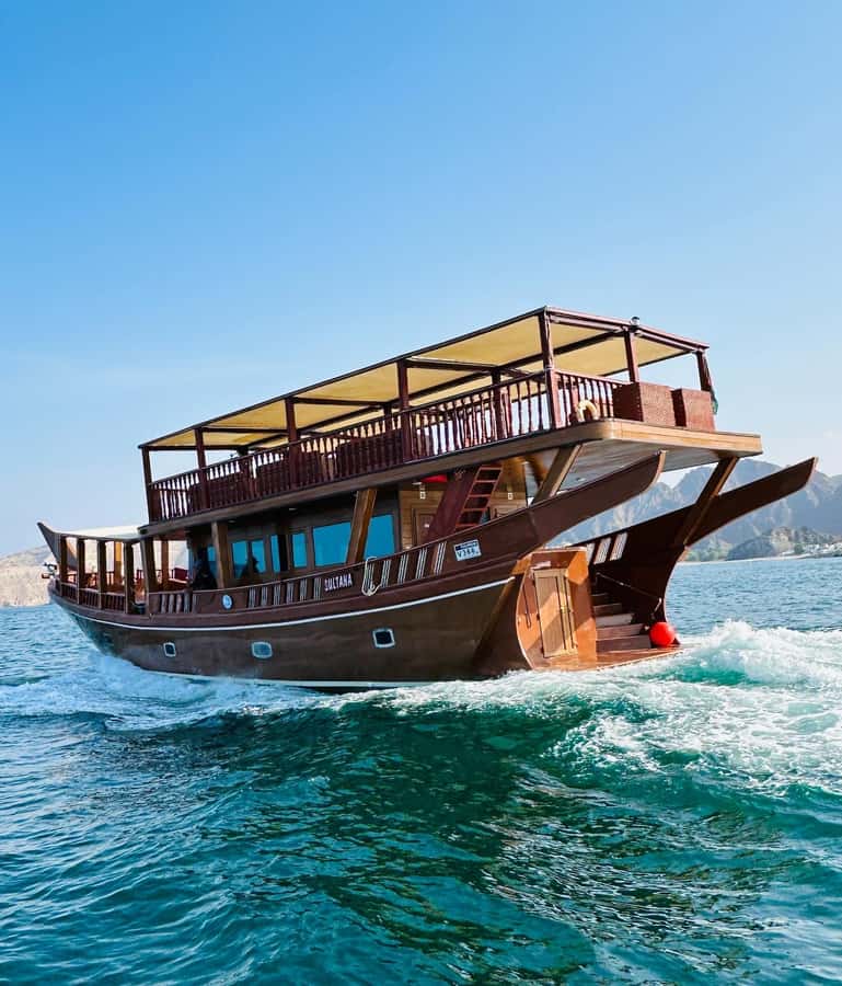 Muscat: Omani Dhow Coastal and Sunset Cruise - Sunset timing and the best place to sit
