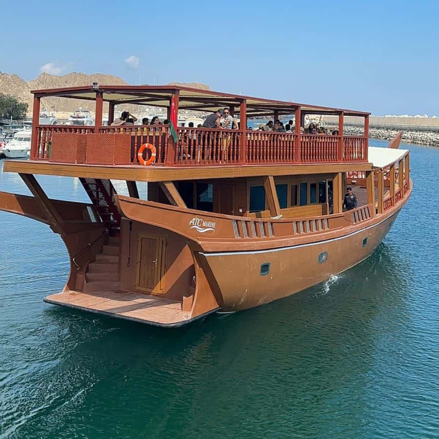 Muscat: Omani Traditional Dhow Sunset Cruise - Al Bustan Palace and the first photo stop
