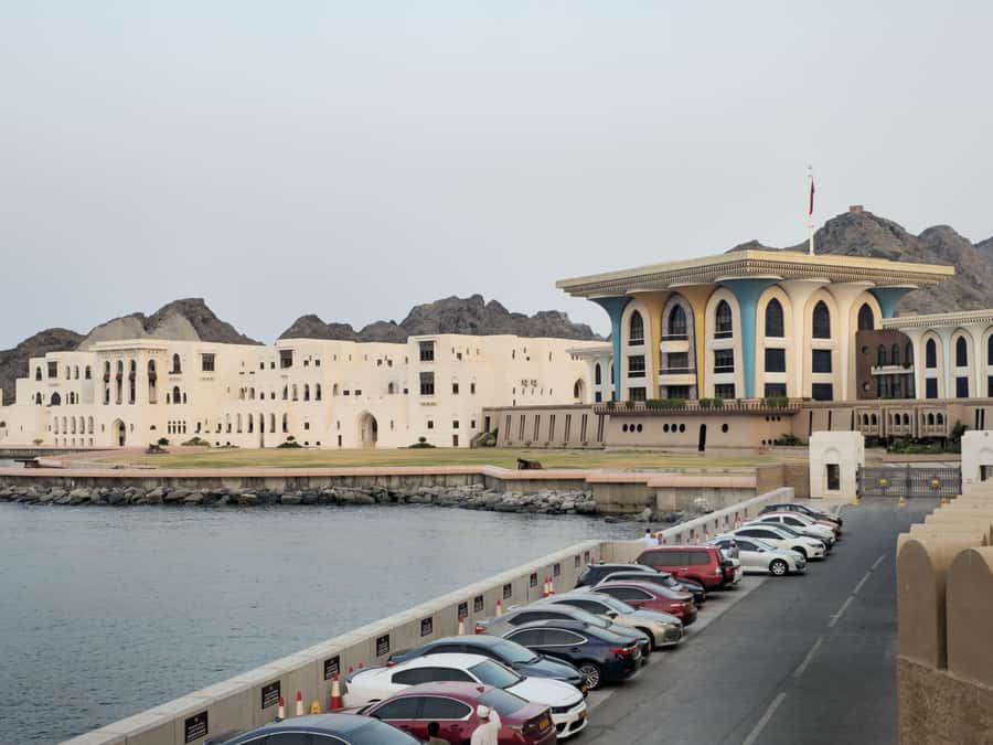 Muscat: Private City Guided Tour - Finish with Al Jalali and Al Mirani Forts