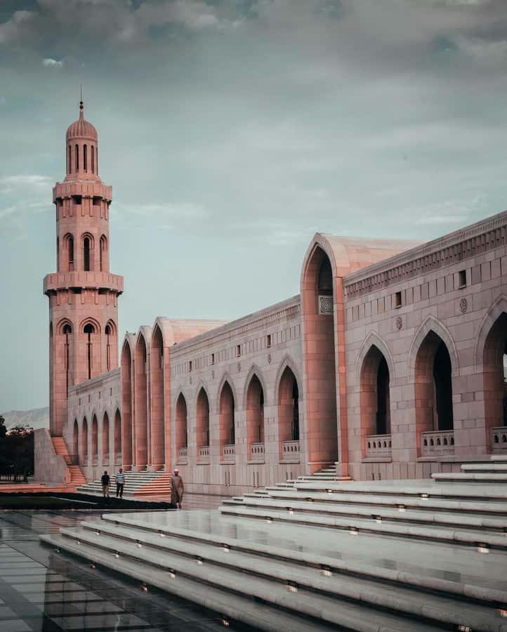 Muscat: Private Sightseeing Tour & Sultan Grand Mosque - The National Museum in a 45-Minute Visit