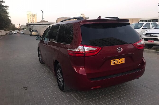 Muscat : Private Transfer from Muscat to Dubai - A five-hour road transfer with your own car