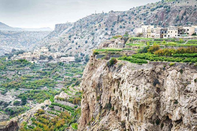 Muscat : Private transfer to and from Jabal Al Akhdar - Arriving at Anantara or Alila