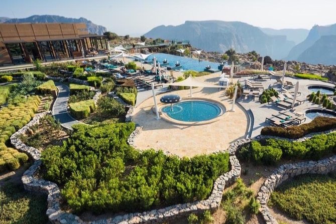 Muscat : Private transfer to and from Jabal Al Akhdar - The two-hour journey to Green Mountain