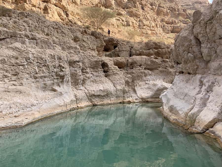 Muscat : Private trip to Wadi Shab + sinkhole - A Local Break Before Bimmah Sinkhole