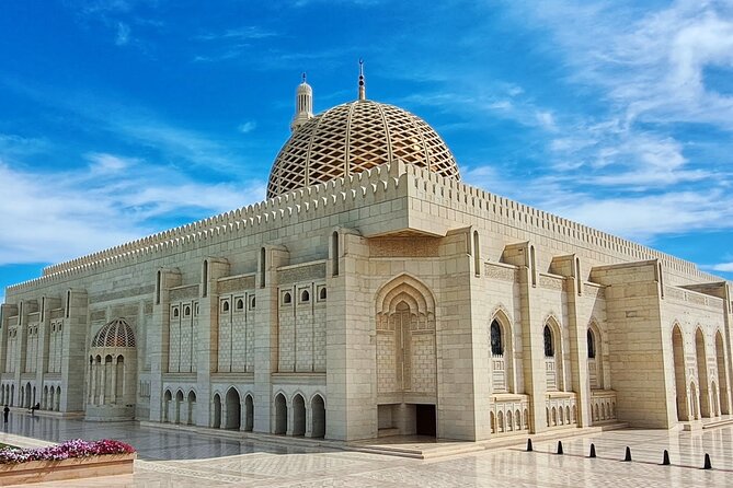 Muscat trasfer: airport trasfer to/from hotel in muscat - Why the reception drop-off matters