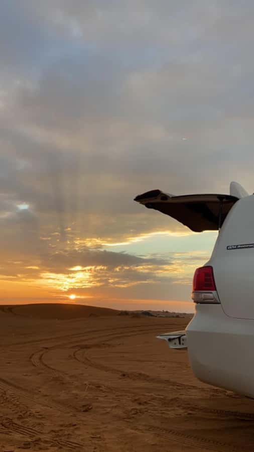 Muscat: Wadi Bani Khalid & Sunset at Wahiba Sands - A simple local lunch after the swim