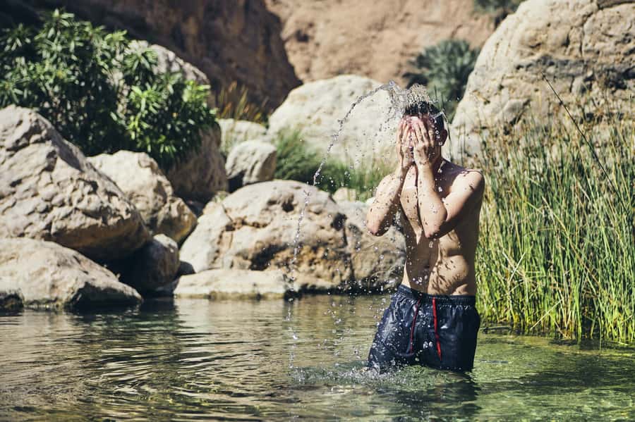Muscat: Wadi Shab and Bimmah Sinkhole Full-Day Tour - Booking, timing, and guide languages