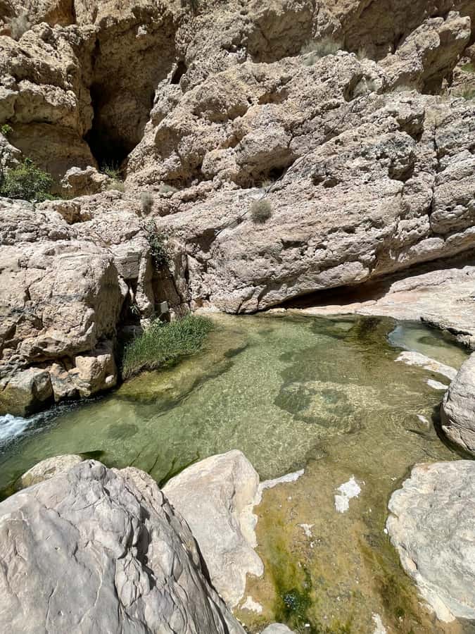 Muscat: Wadi Shab, Romantic Cave and Sinkhole Full-day Trip - How hard is the day?