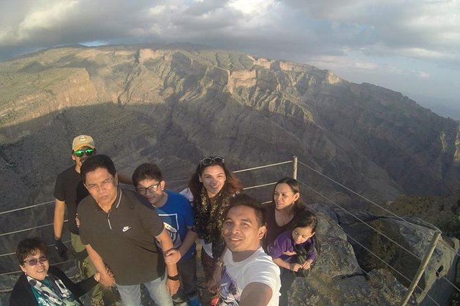 Nizwa and Jebal Shams Grand canyon - Jebel Shams and the Wadi Nakhr view