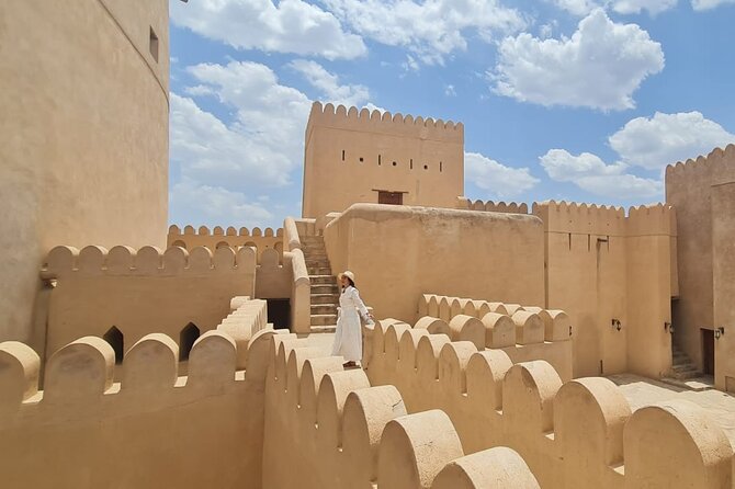 Nizwa Fort-Nizwa Souq-Birkat Al Mouz-Jebel Akhdar - Private Full Day Tour - Is $212 per person fair value?