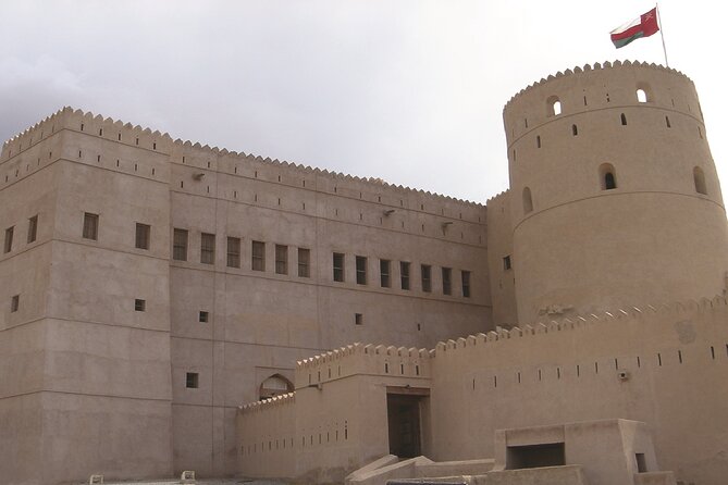 Nizwa Full Day Tour from Muscat with JABREEN fort - Transport, timing, and the small-group tradeoff