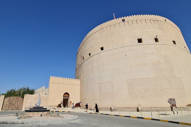 Nizwa Heritage & Jebel Shams Canyon – Private Tour from Muscat - Misfah Al Abryeen and the Falaj water system