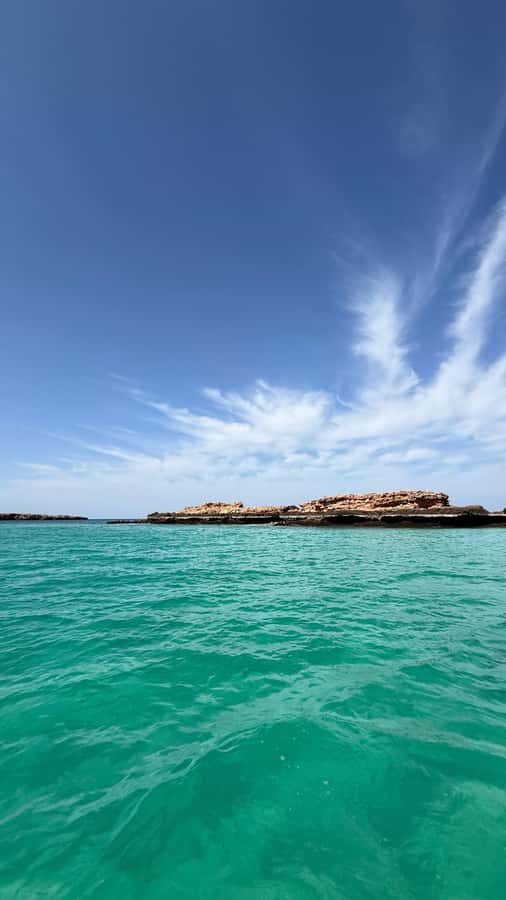 Oman: Daymaniyat Islands Visit and Snorkeling - The 45-minute cruise across the Gulf of Oman