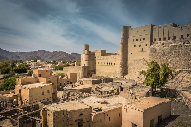 Oman Grand Canyon, Jebel Shams & Nizwa Full Day Tour - From Muscat to the Hajar Mountains