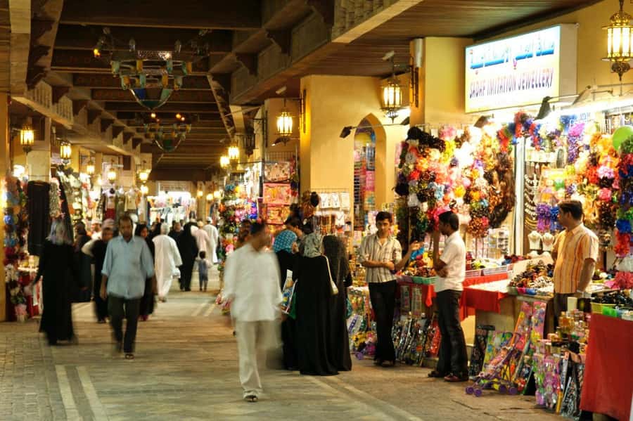 Oman:Group Muscat City Tour With Pick Up & Free Lunch/Dinner - Mutrah Souq: shopping with a local guide nearby