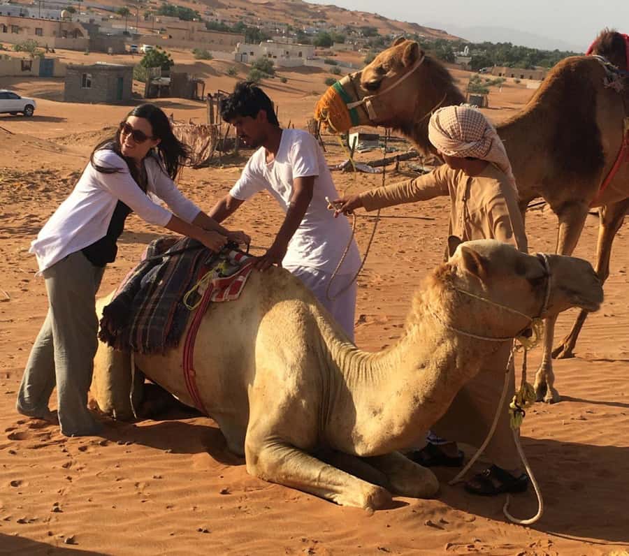 Oman: Jasmin Tour | 3 Days Private Package Tour - Sand dunes, 4x4 driving, and a night by the campfire