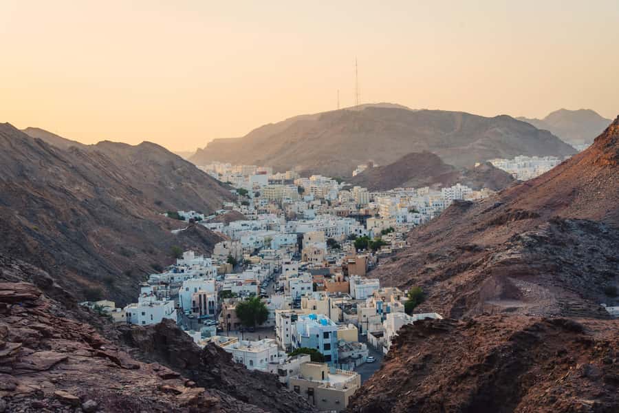 Oman: Private Muscat City Tour With Pick-up/ Drop-off - Bait Al Zubair for a closer look at Omani life