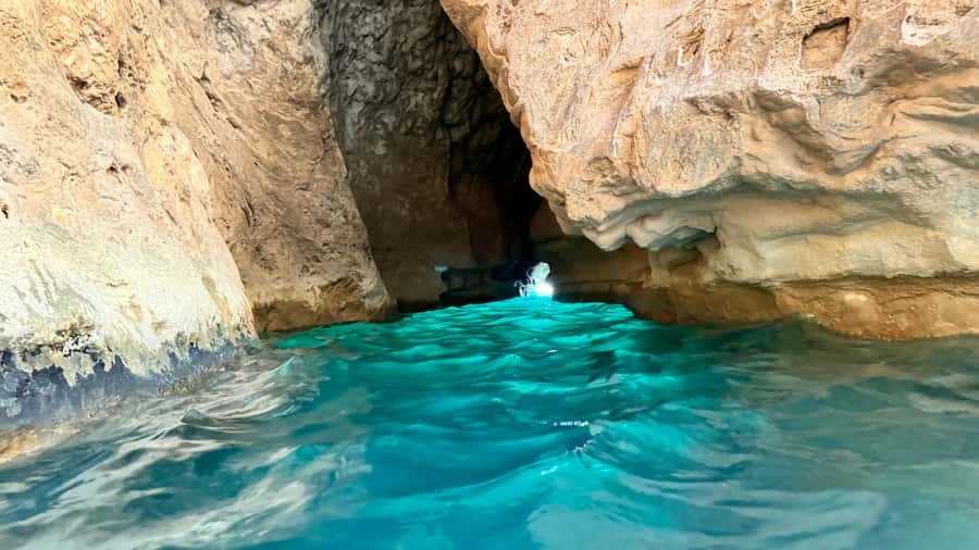 Oman’s Hidden Gems: Wadi Shab & Bimmah Sinkhole - Hiking 40 To 60 Minutes Through The Canyon