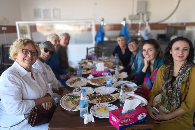 Premium Muscat half day excursion-Italian guide - Al Alam Palace and Muscat’s ceremonial center