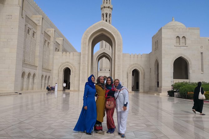 Premium Muscat half day excursion-Italian guide - The Italian guide can shape the experience