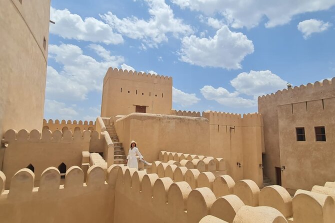 Private 2-Days Jebel Shams Overnight Camping Tours - Bahla Fort after the mountains