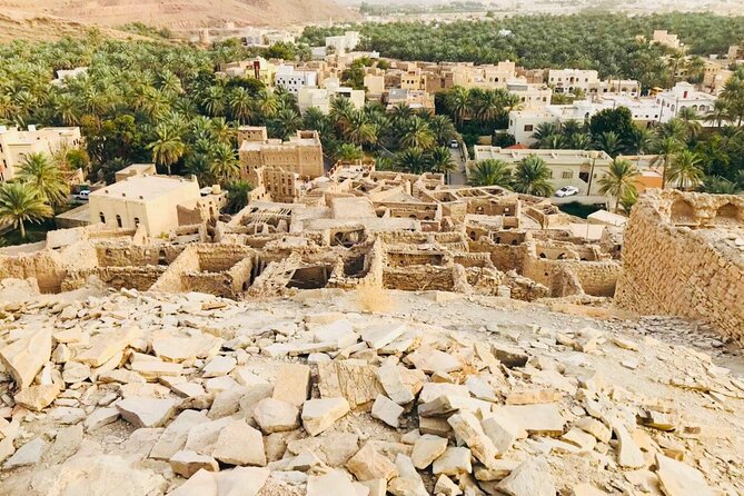 Private 3 days 2 nights Roundtrip Tour in Oman - The guide can make or break the pace