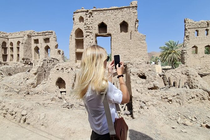 Private Day-Tour in Nizwa and Jebel Akhdar - What the $187 price delivers