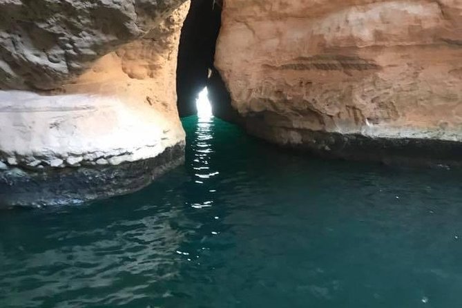 Private Day Trip to Wadi Shab & Bimmah Sinkhole Price Up To 5 Persons - Bimmah Sinkhole and the final swim
