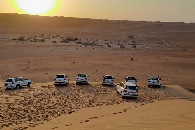 Private Desert and Wadi Tour in Oman - One day, two very different Omans