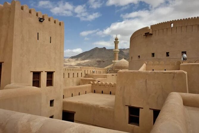 Private Full Day Historical Trip in Oman - Birkat Al Mouz: ruins beside working plantations