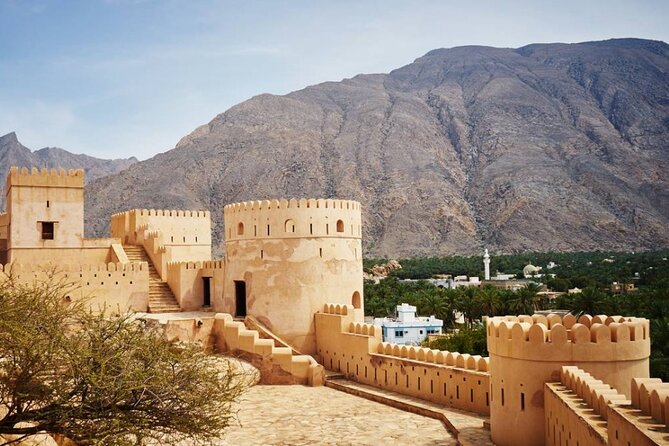 Private Half-Day Tour to Grand Mosque-Nakhal Fort and Hotspring - Who will get the most from this tour