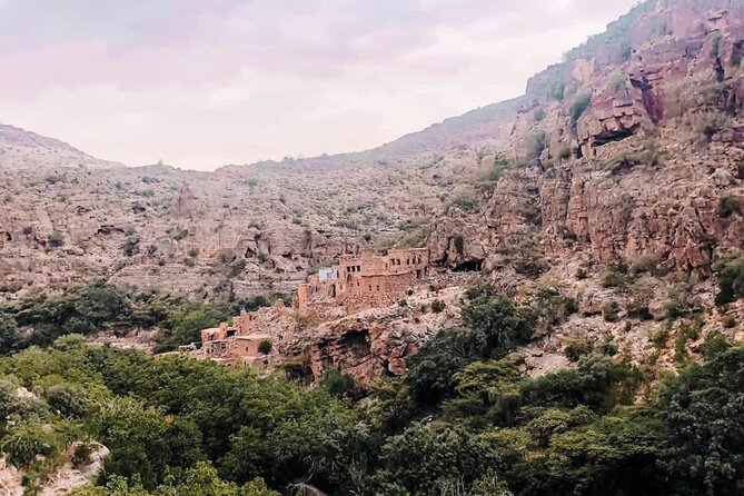Private Oman Full Day Guided Sightseeing Tour - Why this day brings Oman’s old and new together