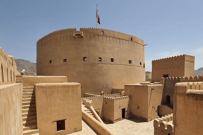 Private Oman Full Day Guided Sightseeing Tour - Birkat Al Mouz and the Falaj Al-Khattamin
