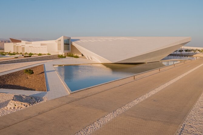 Private Tour Nizwa Birkat Al Mouz and Oman Across Ages Museum - Leaving Muscat for Oman’s interior