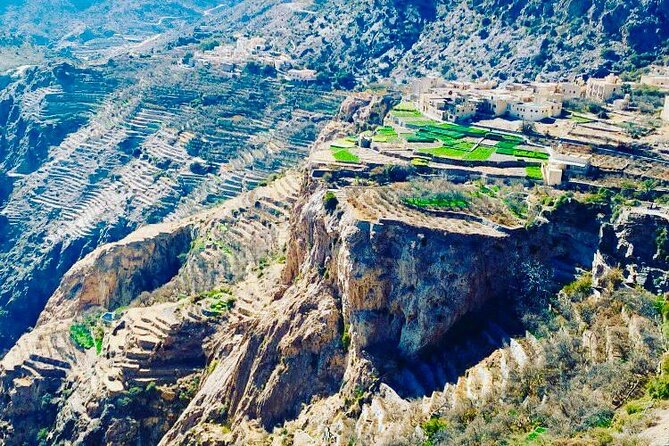 Private Transfer from Muscat to Jebel Akhdar by 4WD Car - Local stories make the drive more useful