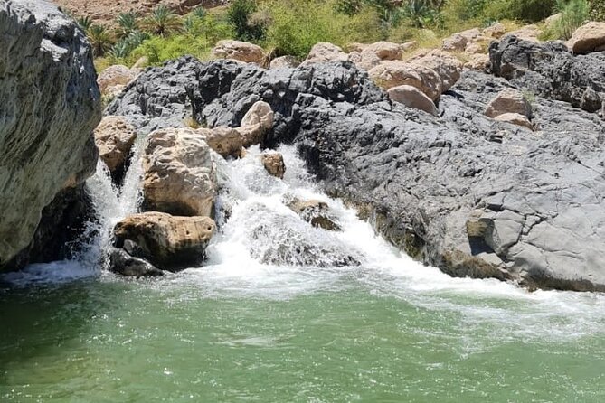 Private Wadi Arbyeen - Sinkhole - White Sand Beach- Full Day Tour - Wadi Tiwi adds one last short viewpoint