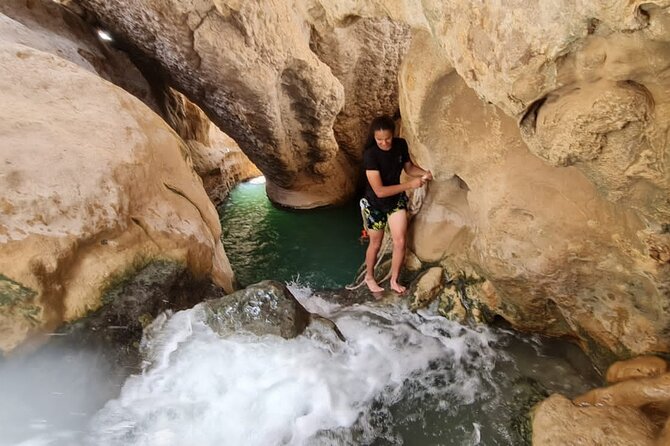 Private Wadi Shab - Bimmah Sinkhole - White Sand Beach - Full Day Tour - Wadi Shab: the day’s main event