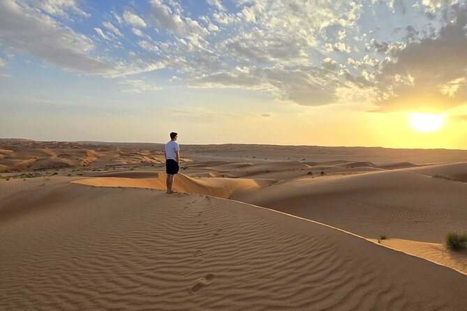 Private Watching Sunrise in the Desert - Early Morning Tour - A private 4WD makes a difference