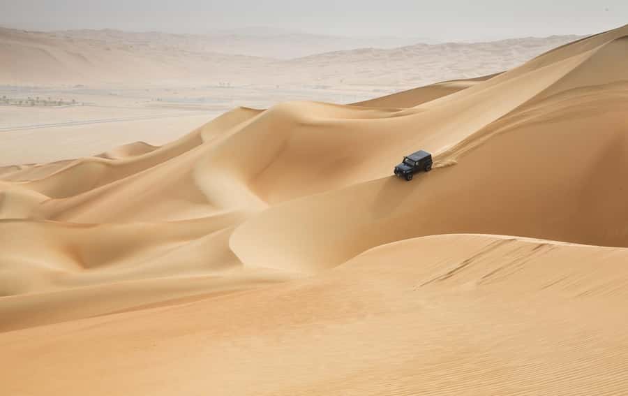 Salalah: Bedouin Tent Night Stay in Desert + Sunset Safari - Morning breakfast and the road back